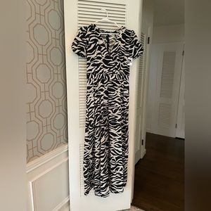 Who What Wear maxi dress. Size small